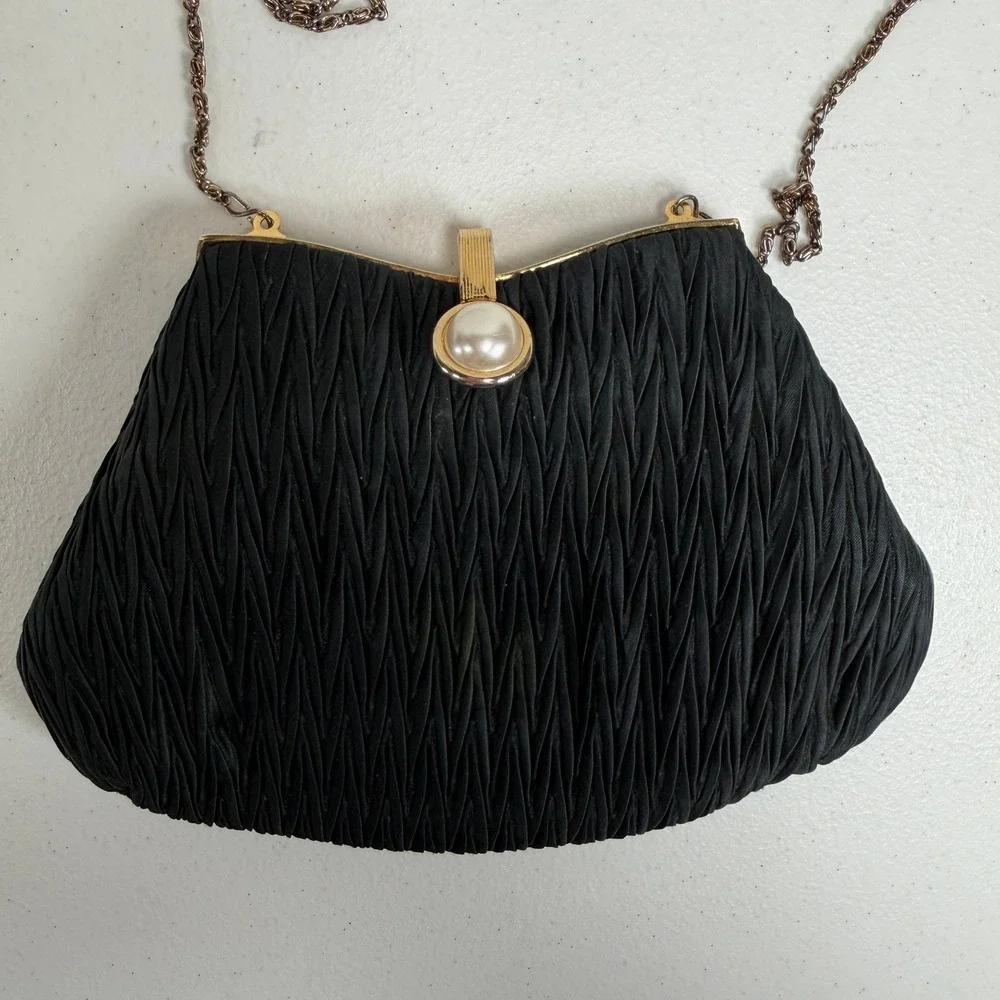 La Regale elegant evening